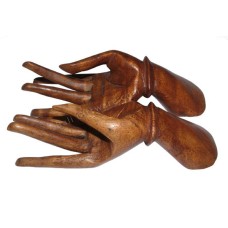 Wooden Brown Carved Pair Hands Ring Holder 15 cm