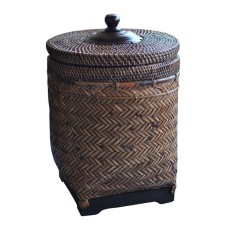 Antique Brown Bamboo Laundry Basket With Lid