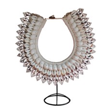 White Tribal Shell Necklace On Stand 33 cm